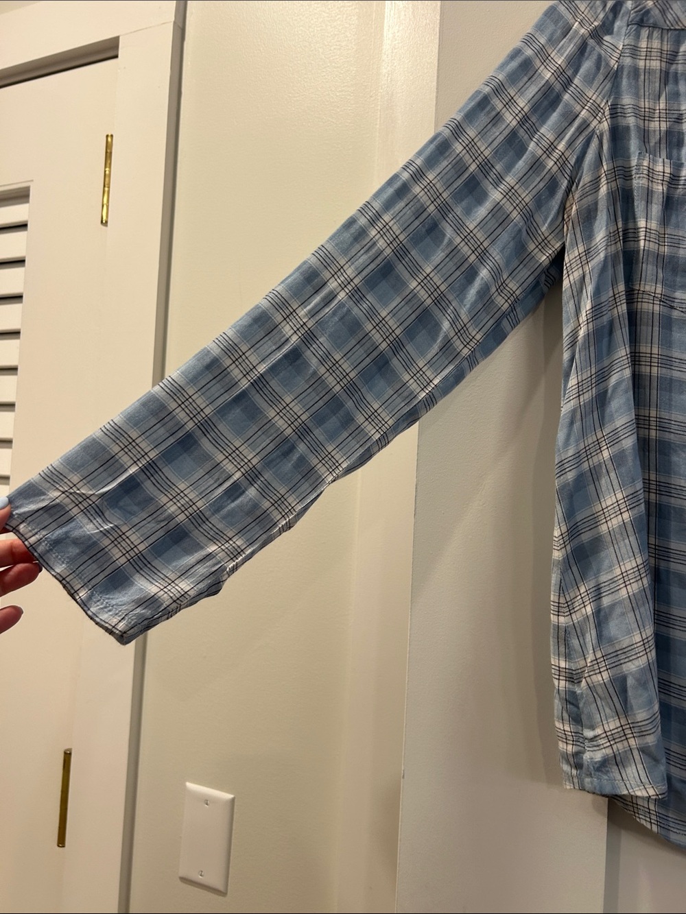 Soft Joie Light Blue Plaid Button-Up Shirt, Super Soft, Medium - Picture 3 of 10